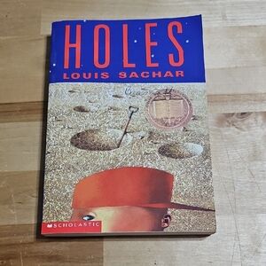 3 for $10 🏜️ Holes by Louis Sachar | Newbery Medal Winner | Scholastic 🦎